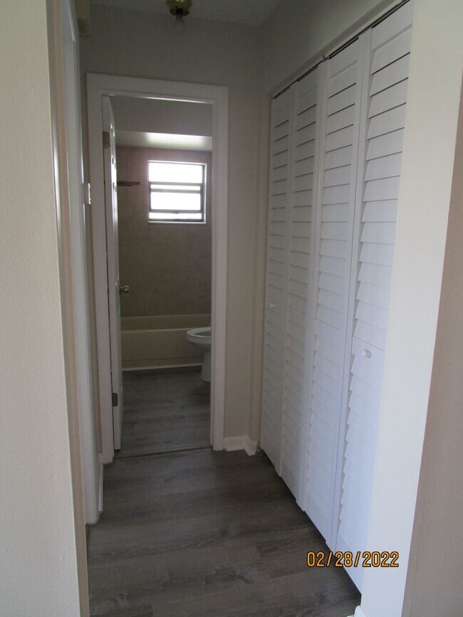 Foto del edificio - PELICAN COVE EAST 2BR 2BA DUPLEX WITH SING...