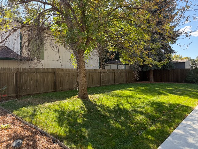Building Photo - 979 Lashley St