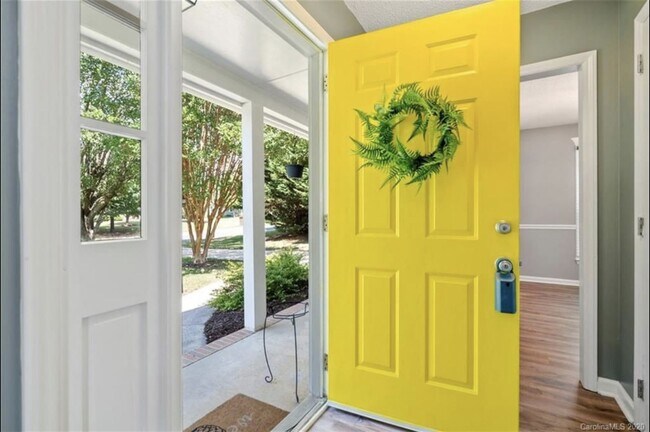 Foto del edificio - 11610 Charnwood Ct