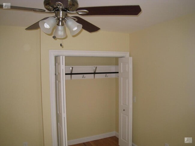 3 bedroom in Brighton MA 02135 - 3 bedroom in Brighton MA 02135 Apartment