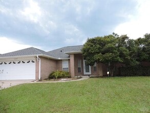 Building Photo - 10931 Country Ostrich Dr