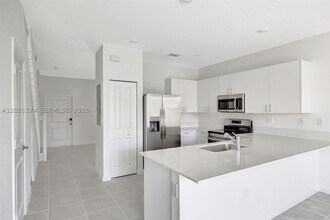 Building Photo - 29264 SW 163rd Ct
