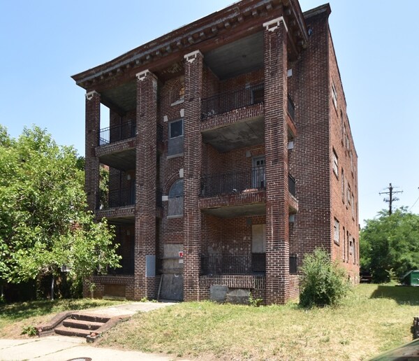 Foto del edificio - 2427 Callow Ave