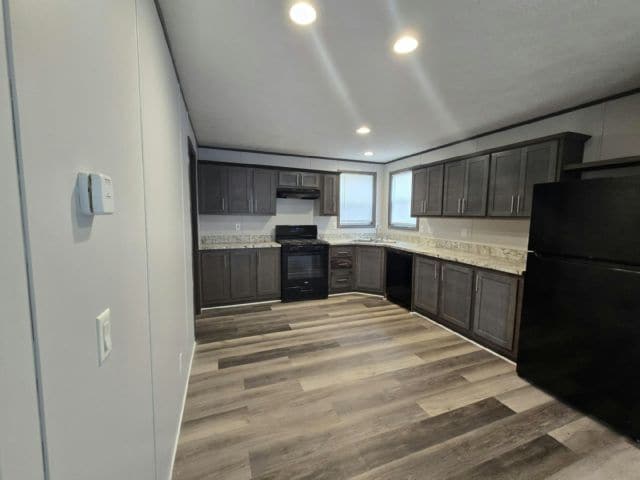 Building Photo - 725 Juliet Dr