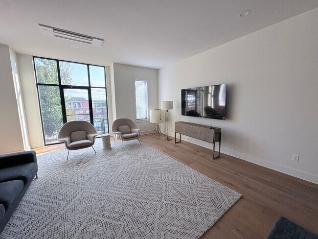 Building Photo - Newly built 3 bedroom Townhome with roof top deck