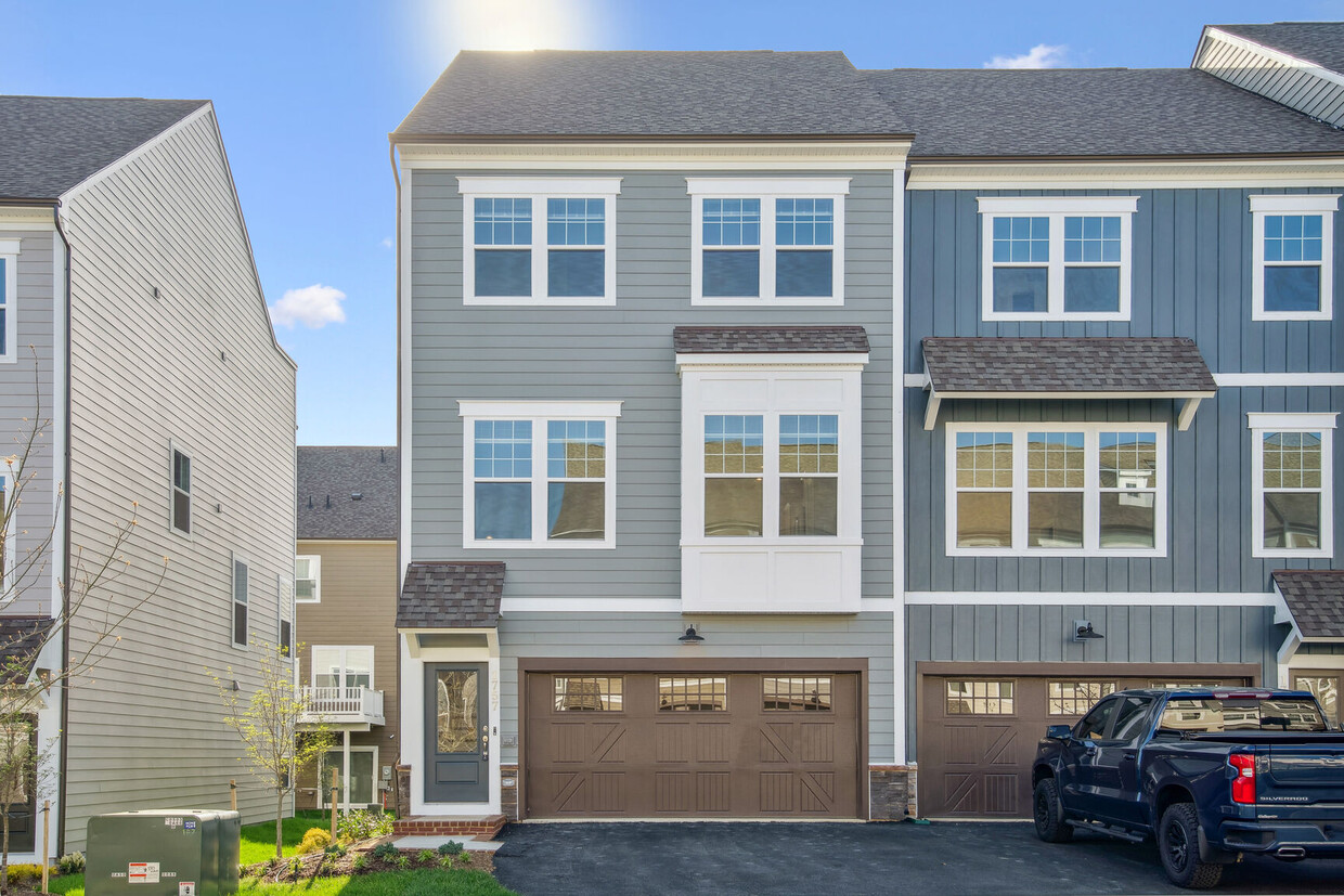 Foto principal - 1757 Blue Spruce St