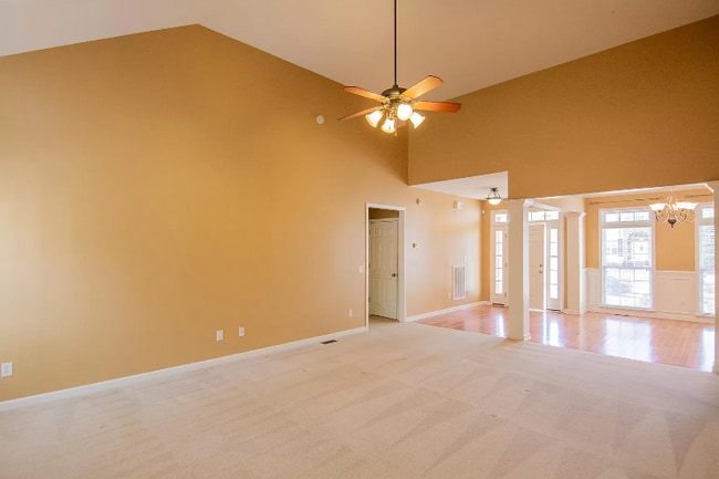 Building Photo - 6811 Neville Dr