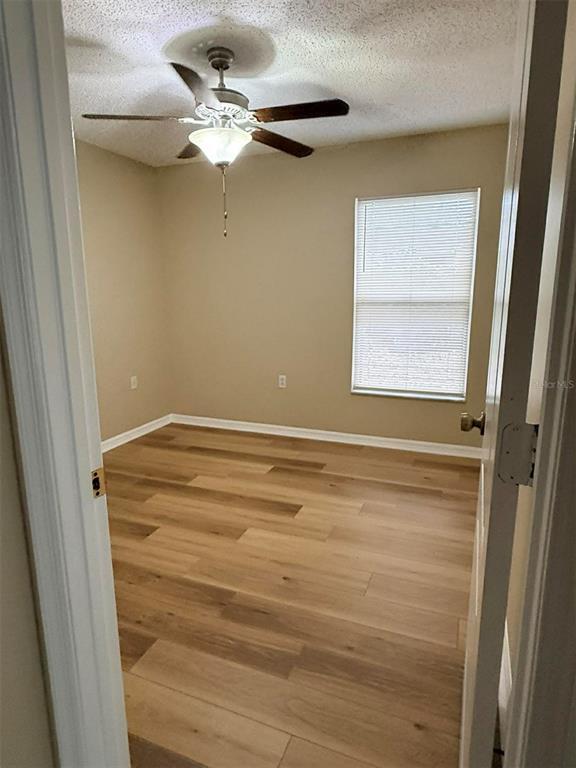 Foto del edificio - 650 Lakemont Dr