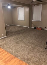 Building Photo - 105 E Poplar St