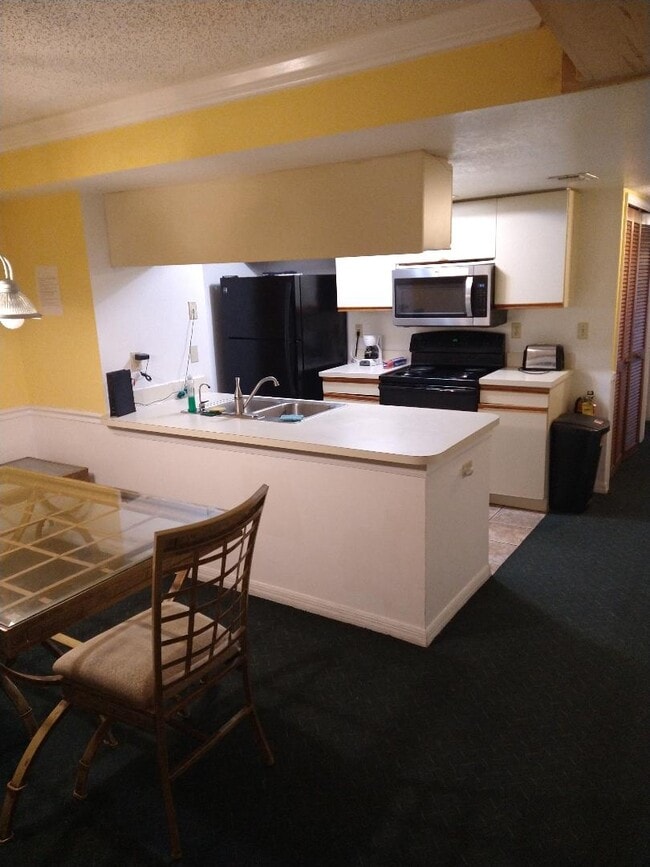 Building Photo - 2727 N Poinciana Blvd