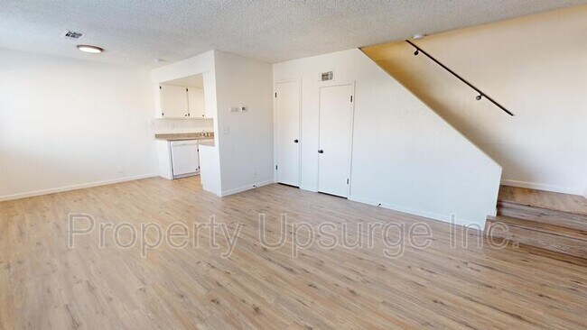 Foto del edificio - 4400 Dogwood Ln
