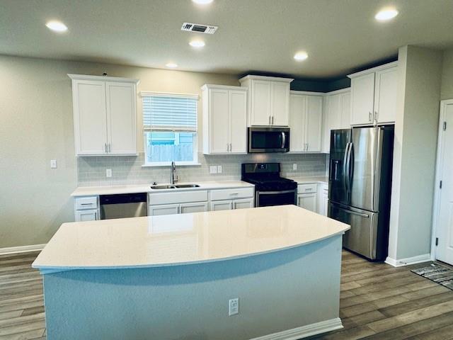 Building Photo - 3200 College Park Dr
