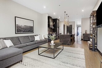 Building Photo - 126 2nd Ave N