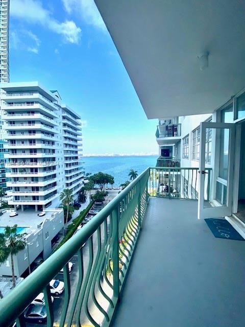 Foto principal - 1408 Brickell Bay Dr