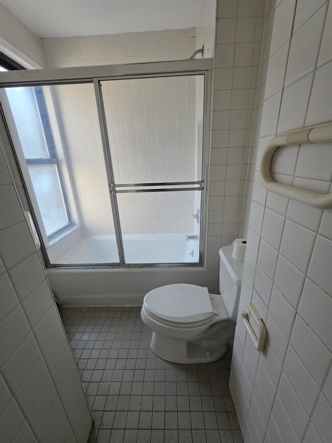 Foto del edificio - 504 COURT St