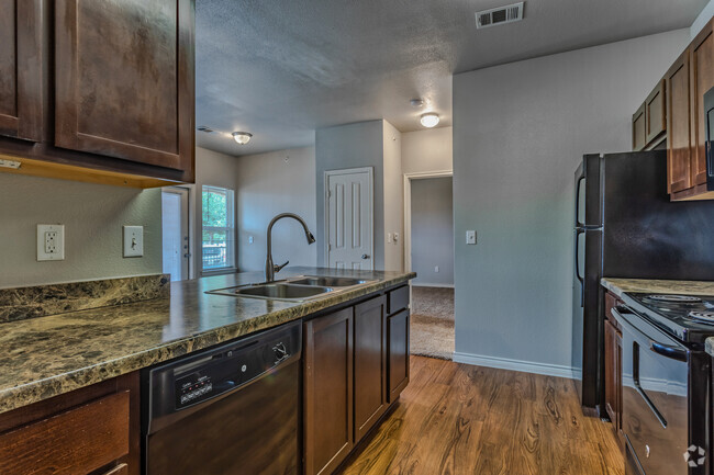 1BR, 1BA - 735 SF A1 - Cocina - SUNSET LODGE