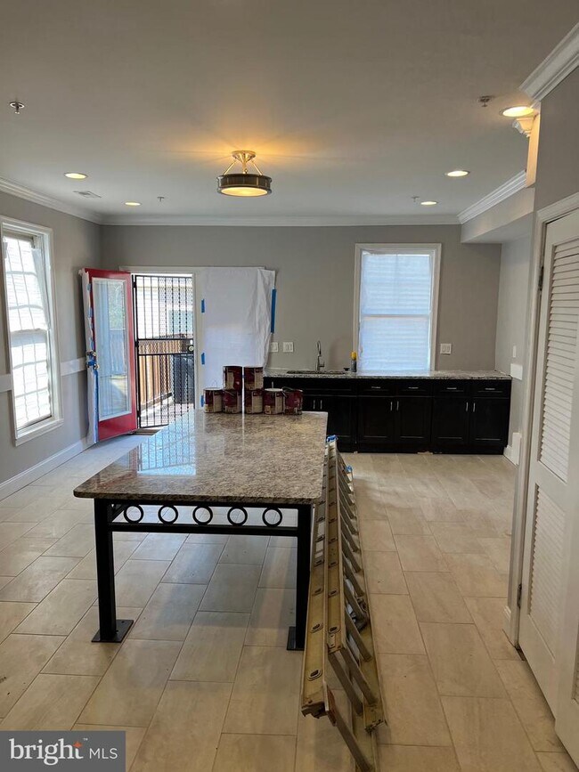 Foto del edificio - 508 58th St NE