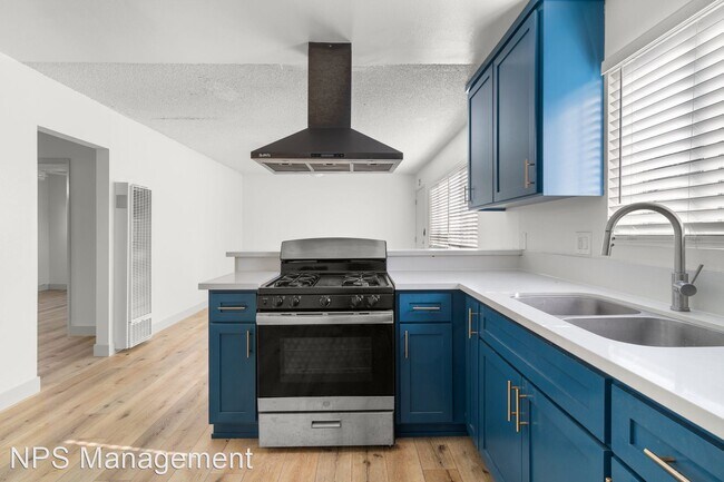 Foto del edificio - 2 br, 1 bath Apartment - 1431 Obispo Avenu...