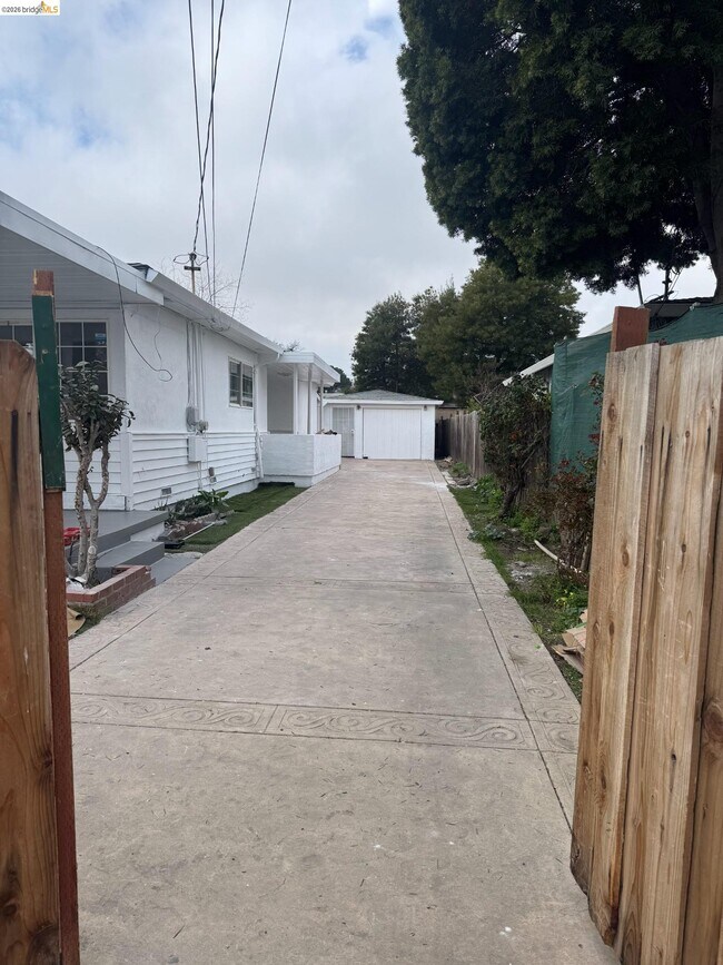 Foto del edificio - 40 Marin Ave