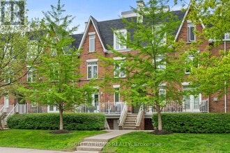 Building Photo - 17 Sudbury St