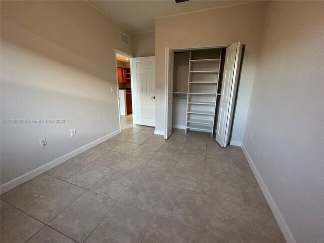 Building Photo - 8890 NW 102nd Pl