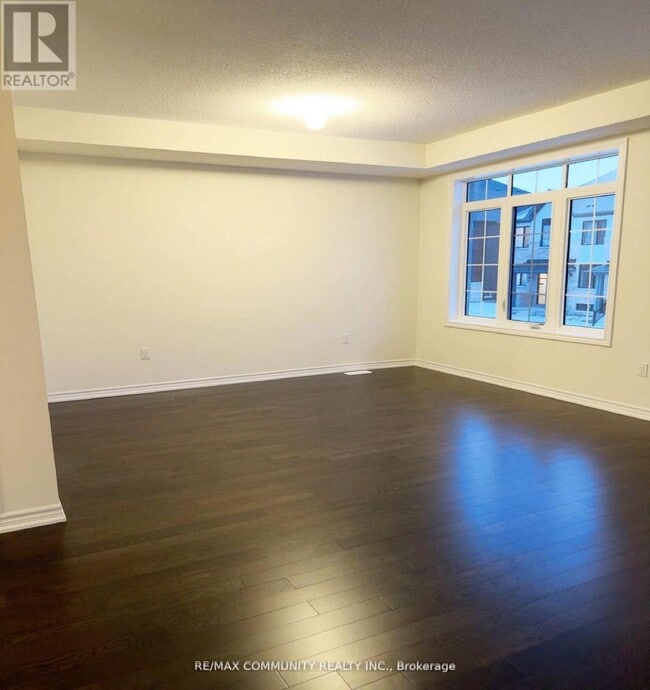 Building Photo - 2634 Apricot Ln