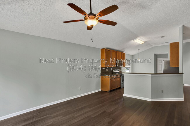 Building Photo - 9245 Hawks Run Ln