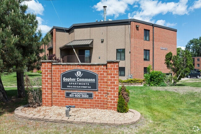 Building Photo - Gopher Commons 1701