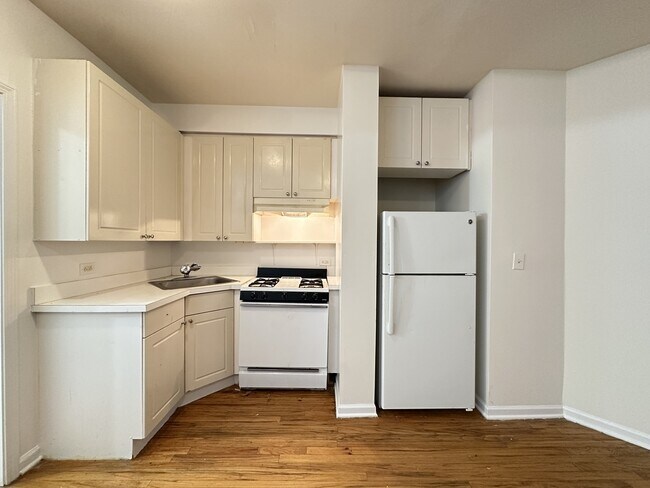 Foto del edificio - 909 W Dakin St