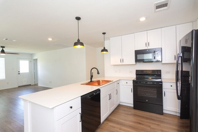 Building Photo - 548 Rancho Del Cielo Lp