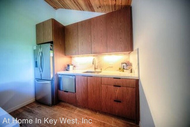 Building Photo - 2 br, 2 bath House - 622 United Street