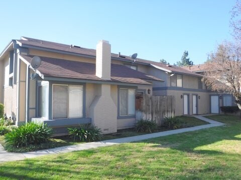 Primary Photo - 165 Wiseman Way