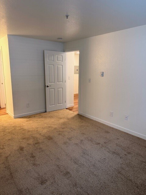 Foto del edificio - Erlands Point Apartments