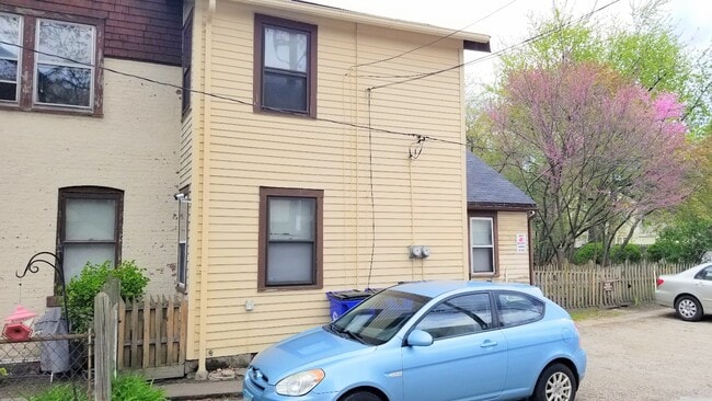 Building Photo - 1973 W 44th St