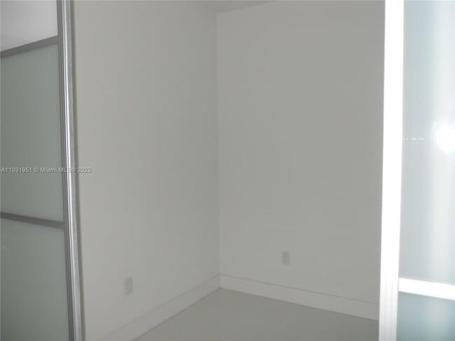 Building Photo - 1080 Brickell Ave