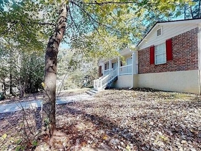 Foto del edificio - 4 Bedroom Single Family Home in Atlanta (West View/Florida Heights)