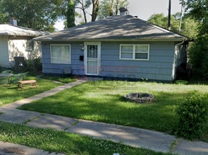 Building Photo - 816 E 35th Ct