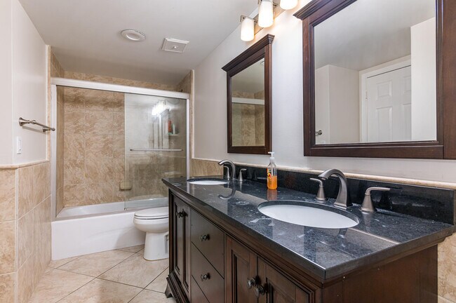 Building Photo - 6237  Old Court Road  104 Boca Raton Fl 33433