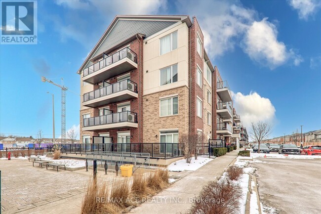 Building Photo - 54-154 Sky Harbour Dr