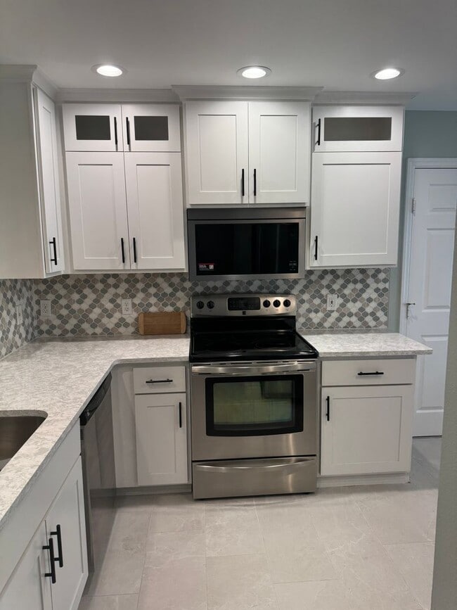 Building Photo - 509 Loma Paseo Dr