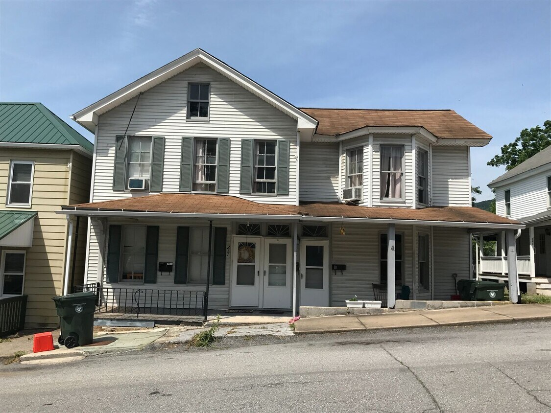 Primary Photo - 237/239 N Penn Street