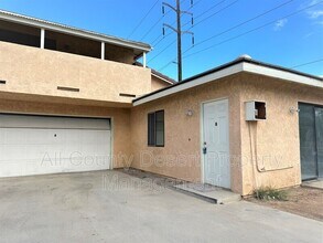 Building Photo - 33995 Via Echo
