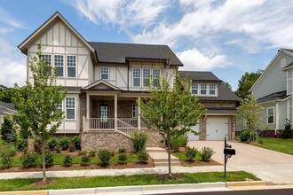Building Photo - 2077 McAvoy Dr