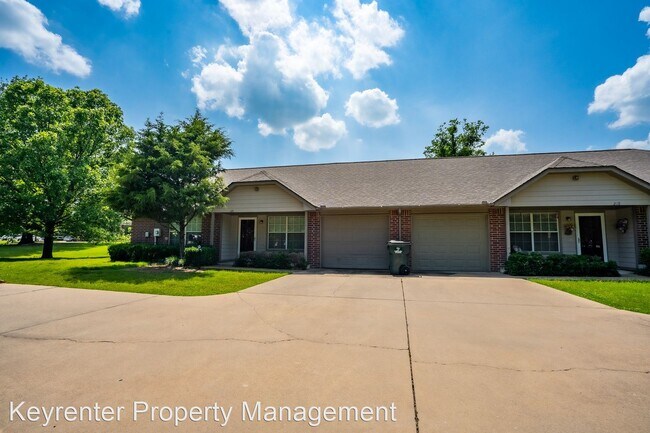 Foto del edificio - 2 br, 2 bath House - 218 S 19th St