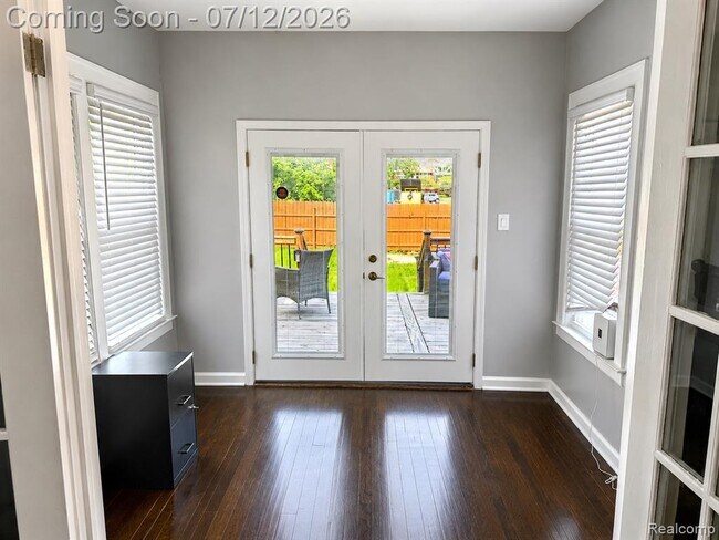 Foto del edificio - 7336 Kipling Ave
