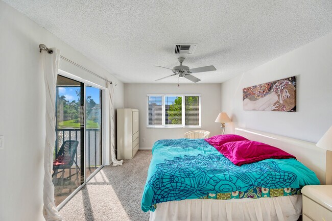 Building Photo - 1645 Spoonbill Ln