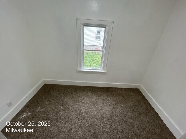 Foto del edificio - 1560 S 26th St