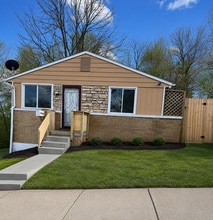 Building Photo - 1524 Parkhill Pl NE