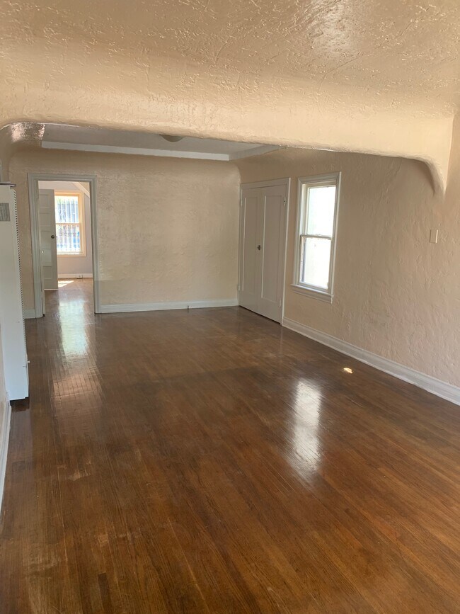 Sala de estar/Comedor - 10730 Palms Blvd