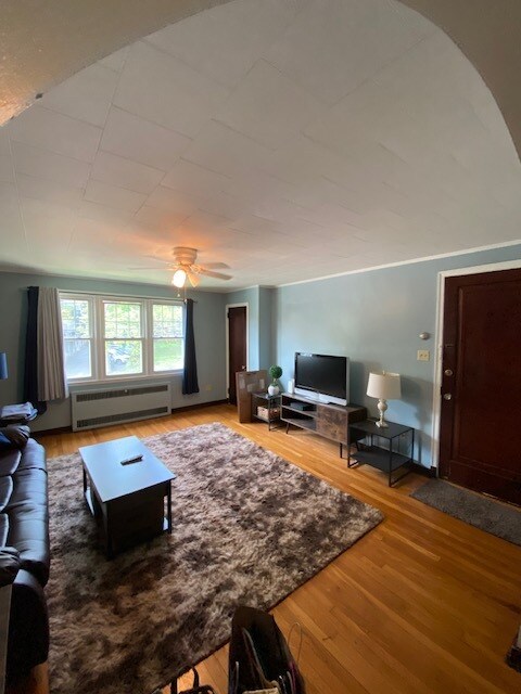 Sala de estar - 250 Lincoln Ave